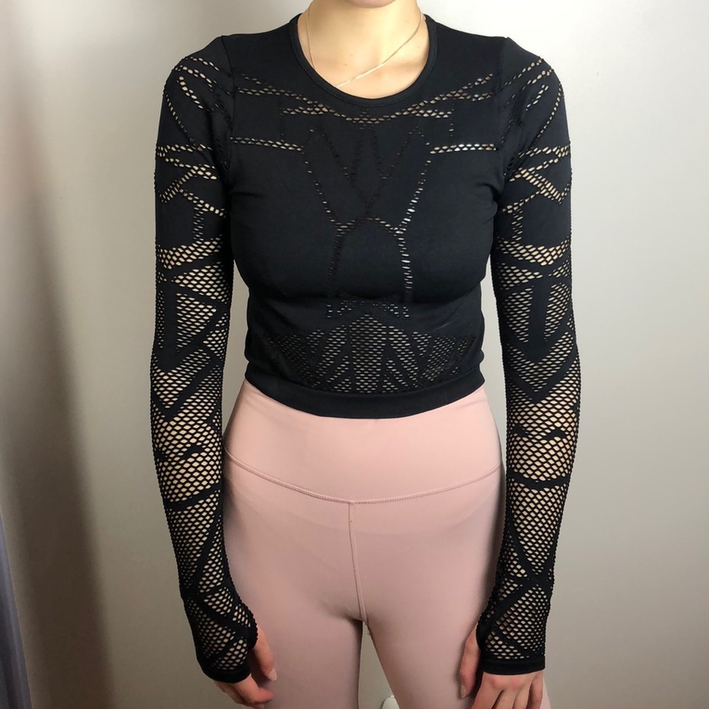 Fabletics long sleeve crop top
